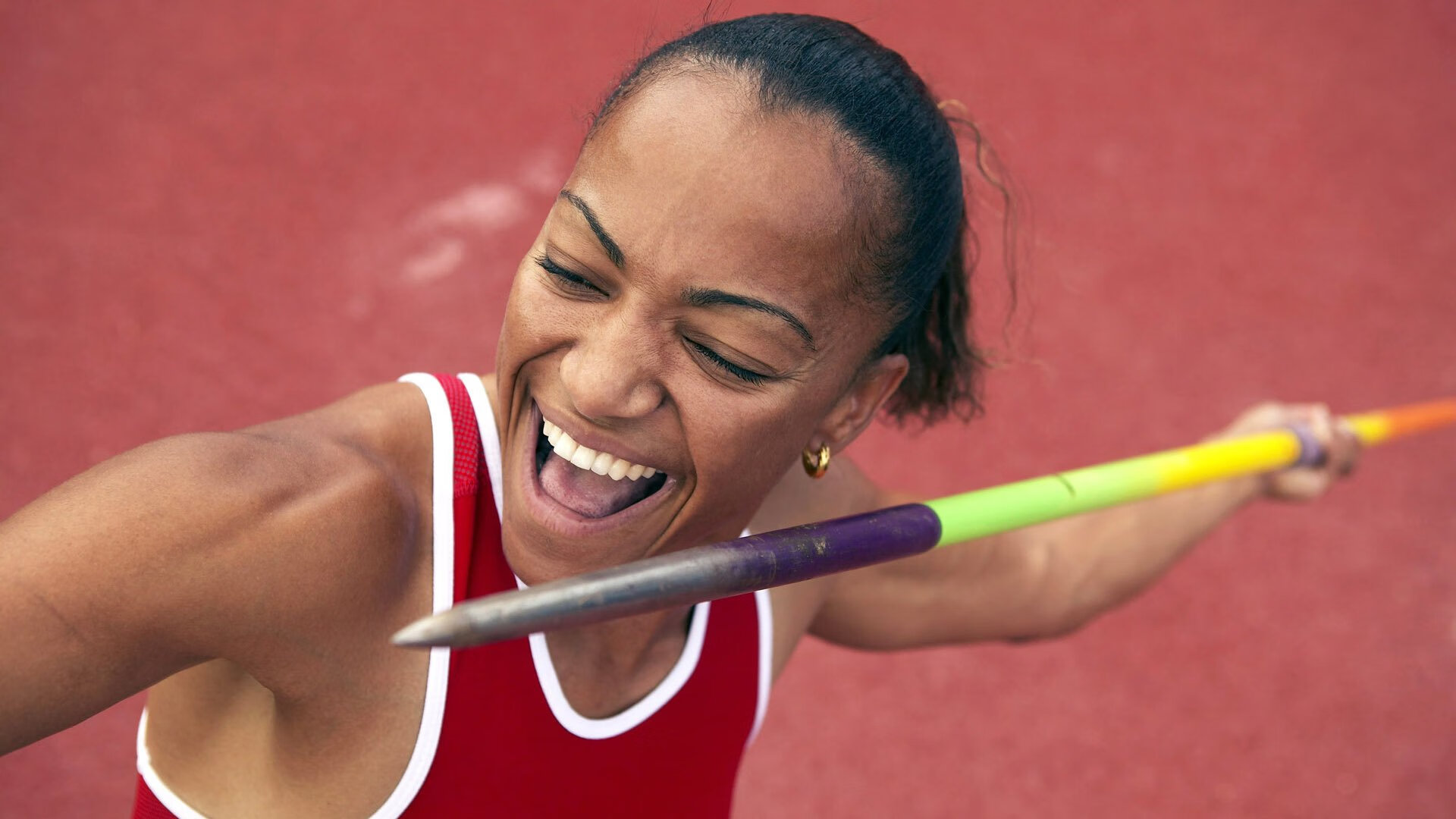 女子国家队训练中加强突破训练提升边路攻击效率,女子田径国家队