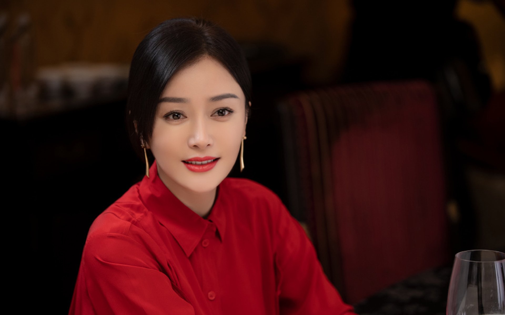 开云·体育官网APP下载-_掘金稳步前行，攻击防守俱佳_，掘金队最新消息