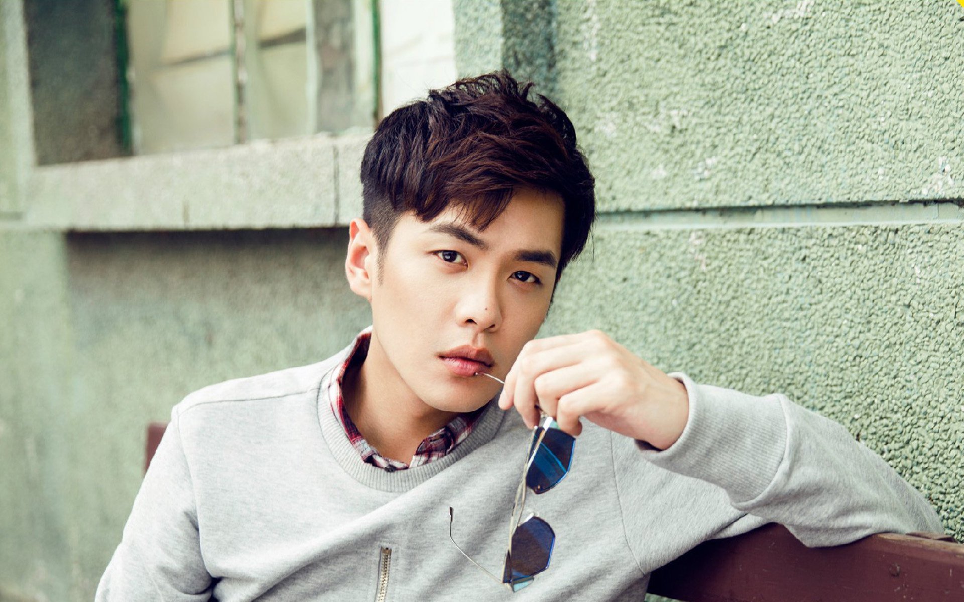 开云网站-全国青少年篮球比赛线上线下联动，全民参与热情高涨，全国青少年篮球比赛视频